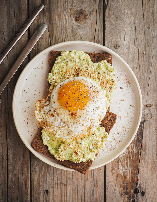 Tartines protéinées au cottage cheese et œuf
